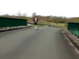 Auf der Autobahnbrucke